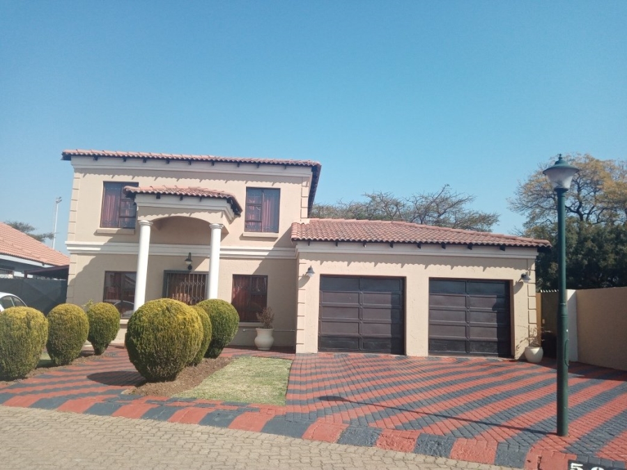 To Let 3 Bedroom Property for Rent in Theresa Park Gauteng