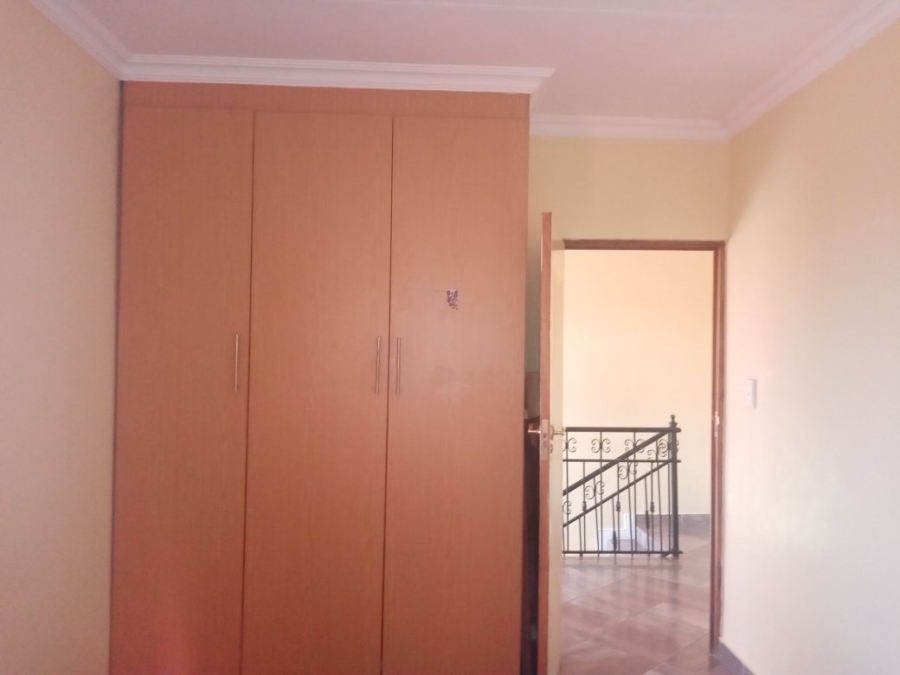 To Let 3 Bedroom Property for Rent in Theresa Park Gauteng