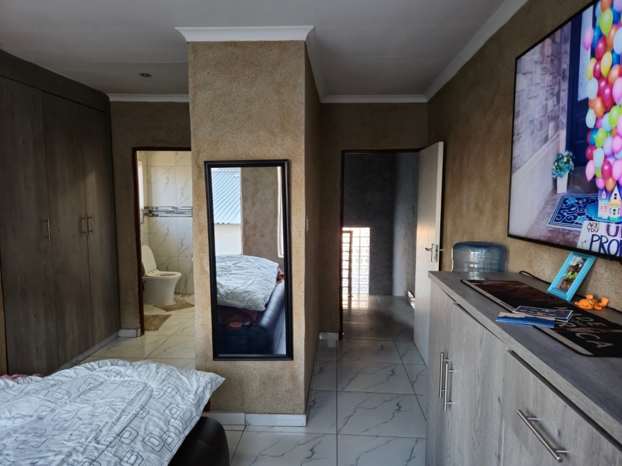 4 Bedroom Property for Sale in Silver Stone Country Estate Gauteng