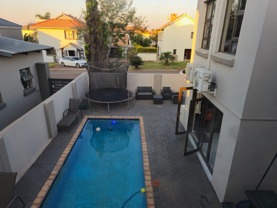 4 Bedroom Property for Sale in Silver Stone Country Estate Gauteng