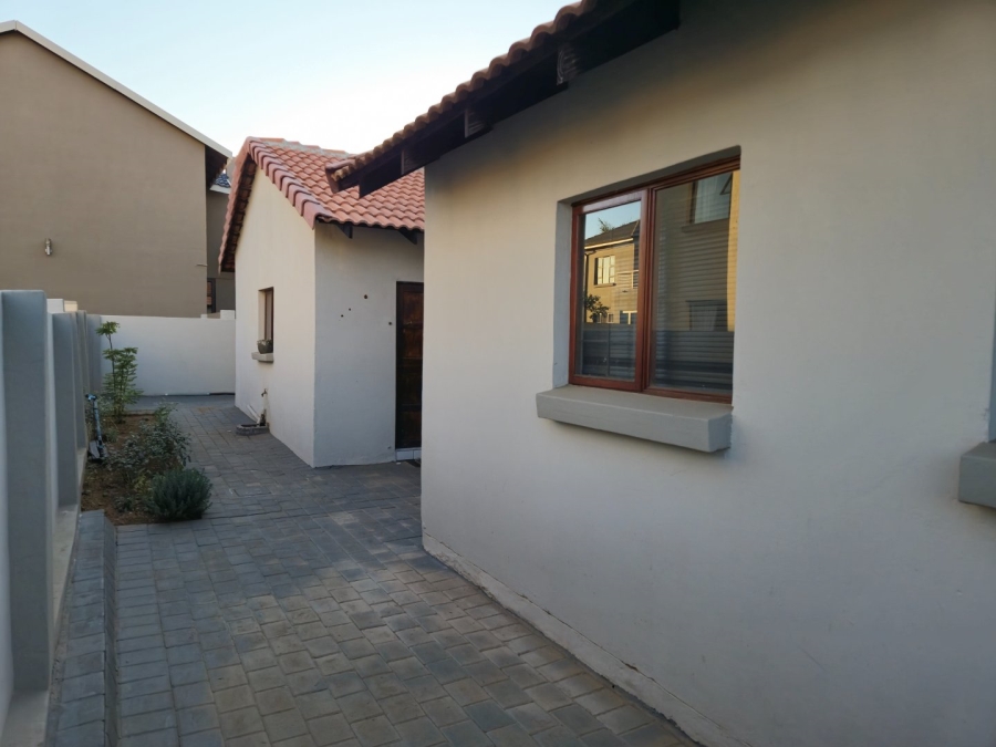 4 Bedroom Property for Sale in Silver Stone Country Estate Gauteng