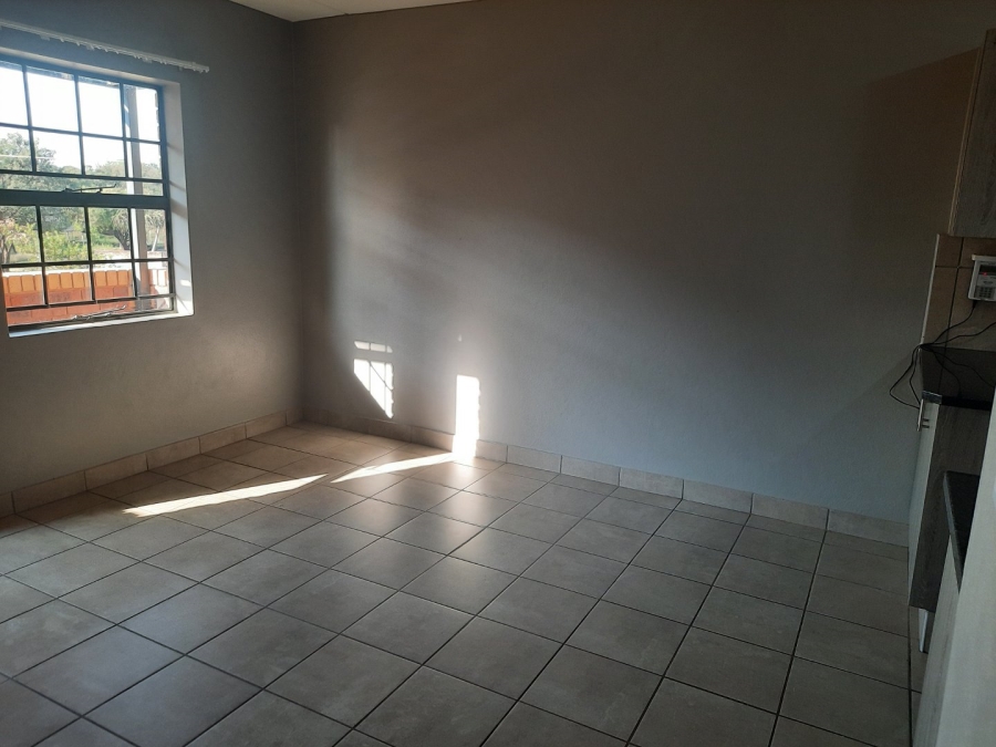 2 Bedroom Property for Sale in Montana Tuine Gauteng