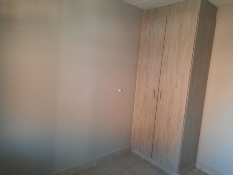 2 Bedroom Property for Sale in Montana Tuine Gauteng