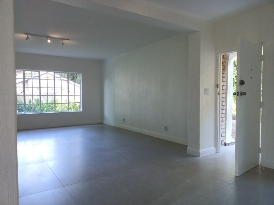 To Let 3 Bedroom Property for Rent in Hyde Park Gauteng