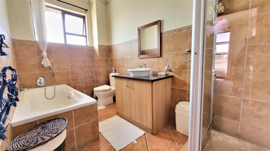 4 Bedroom Property for Sale in Irene View Estate Gauteng