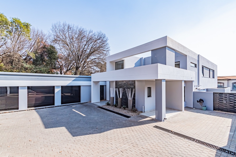 5 Bedroom Property for Sale in Bedfordview Gauteng