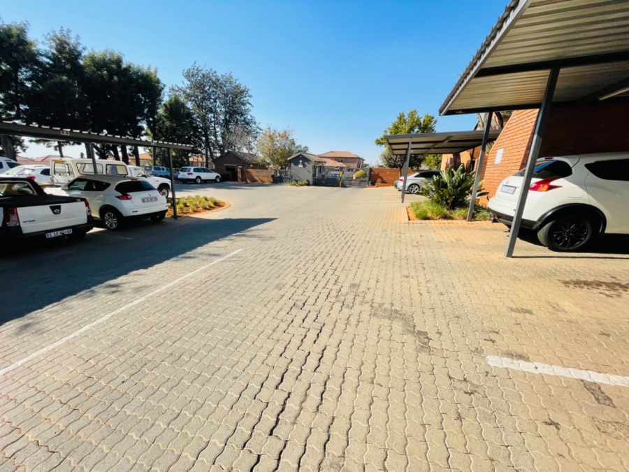 3 Bedroom Property for Sale in Terenure Gauteng