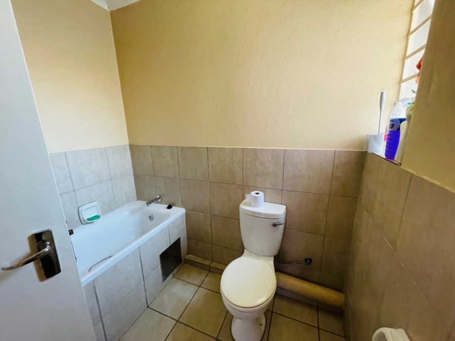 3 Bedroom Property for Sale in Terenure Gauteng