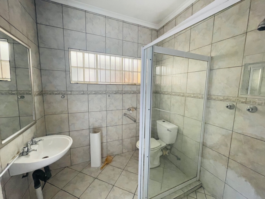 To Let 1 Bedroom Property for Rent in Allen Grove Gauteng