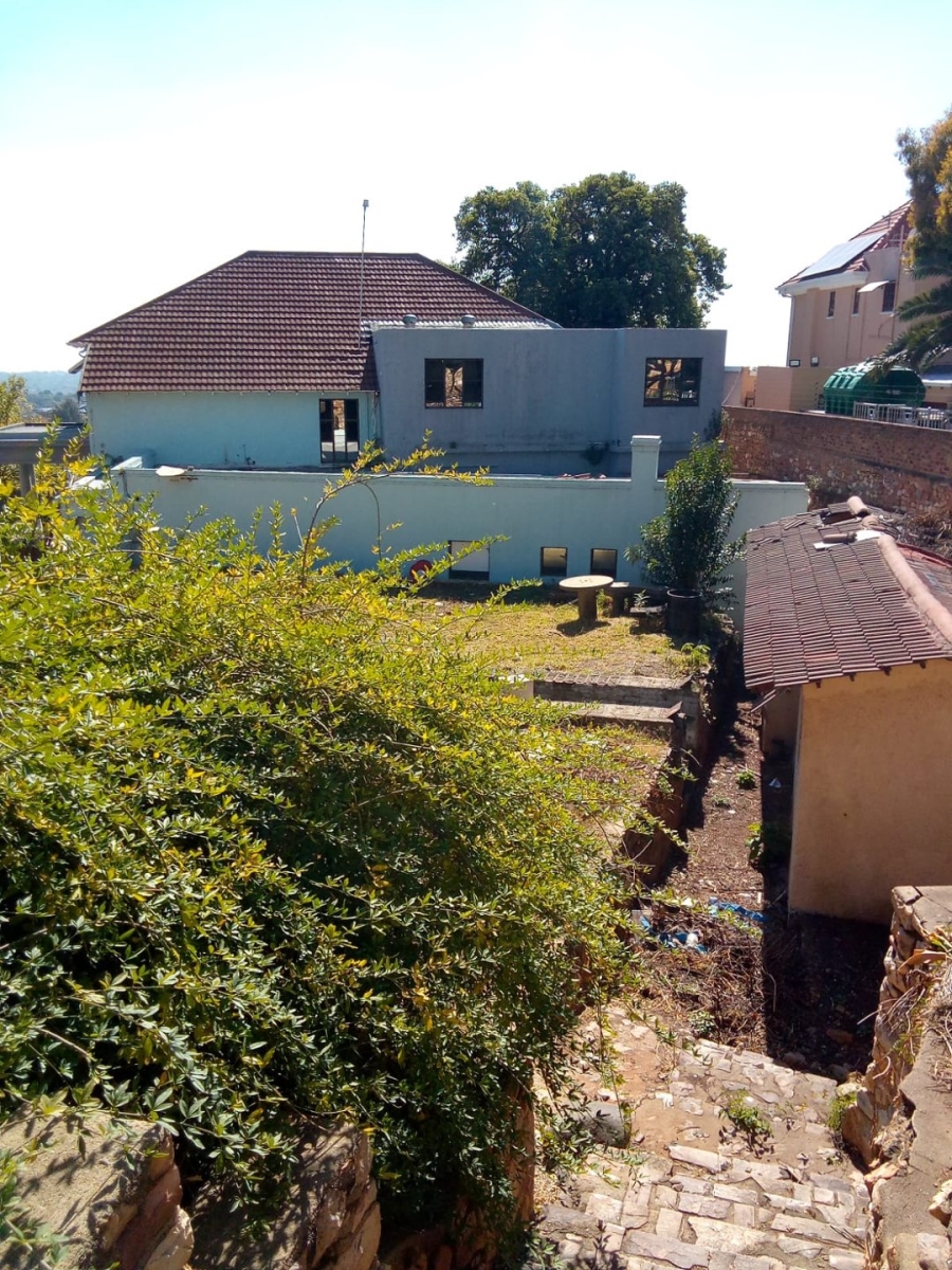  Bedroom Property for Sale in Houghton Estate Gauteng