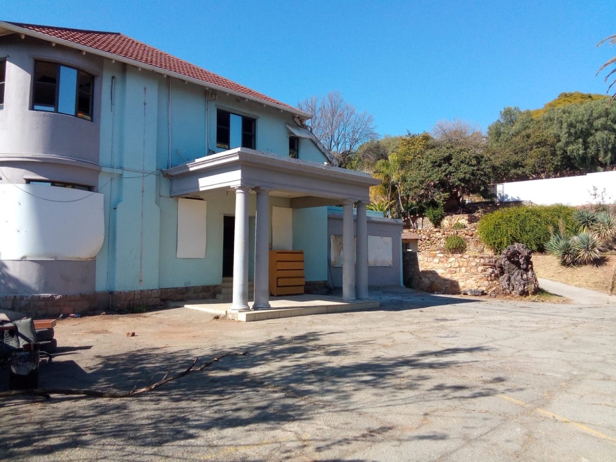  Bedroom Property for Sale in Houghton Estate Gauteng