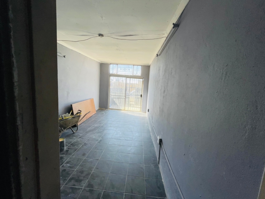 5 Bedroom Property for Sale in Tembisa Ext 7 Gauteng