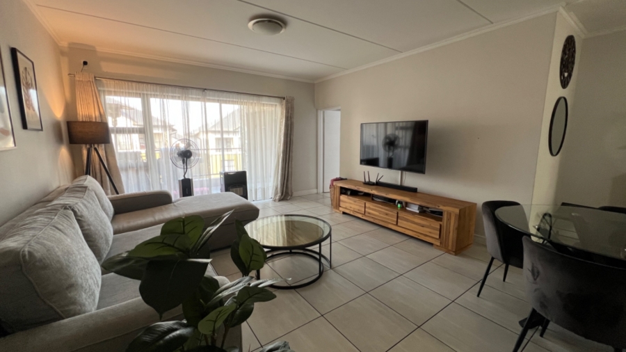 To Let 2 Bedroom Property for Rent in Waterfall Gauteng