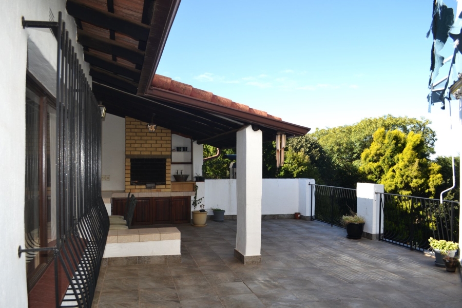 5 Bedroom Property for Sale in Northcliff Gauteng