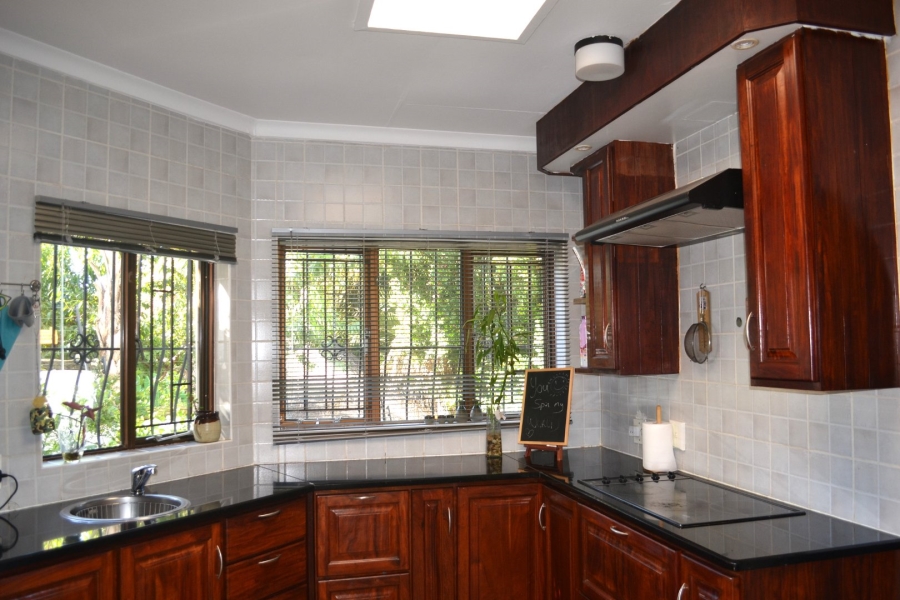 5 Bedroom Property for Sale in Northcliff Gauteng