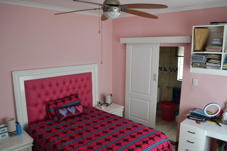 5 Bedroom Property for Sale in Northcliff Gauteng