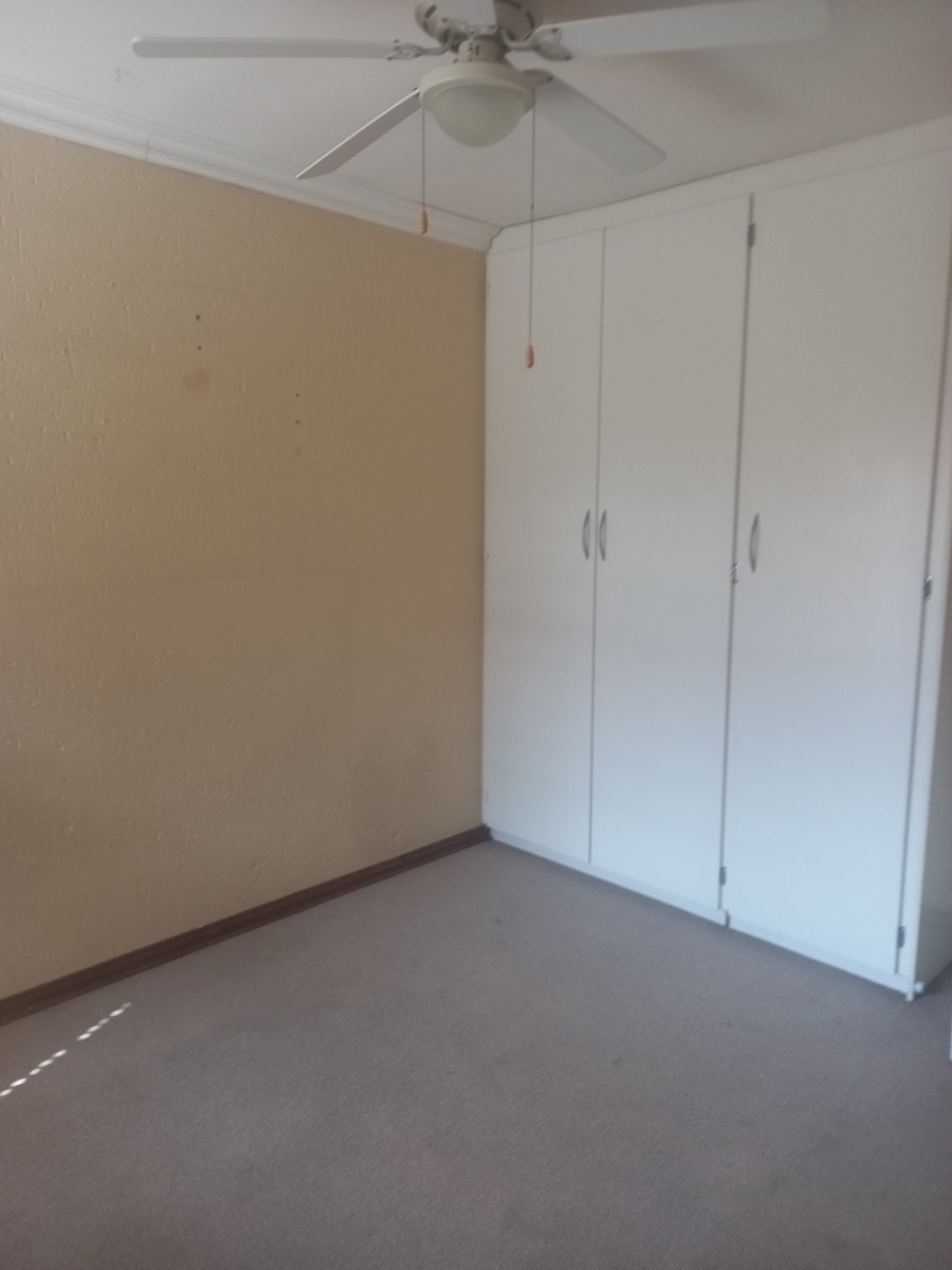 To Let 3 Bedroom Property for Rent in Ravenswood Gauteng