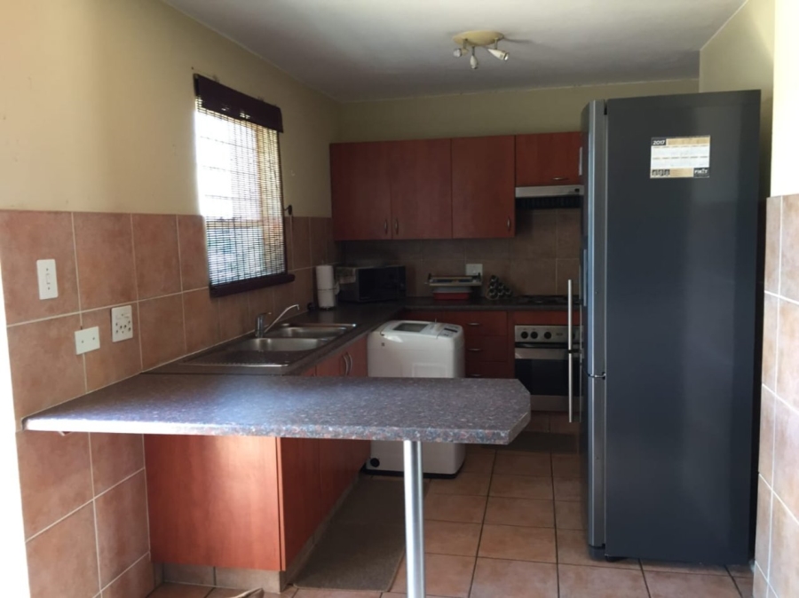 To Let 2 Bedroom Property for Rent in Blackheath Gauteng