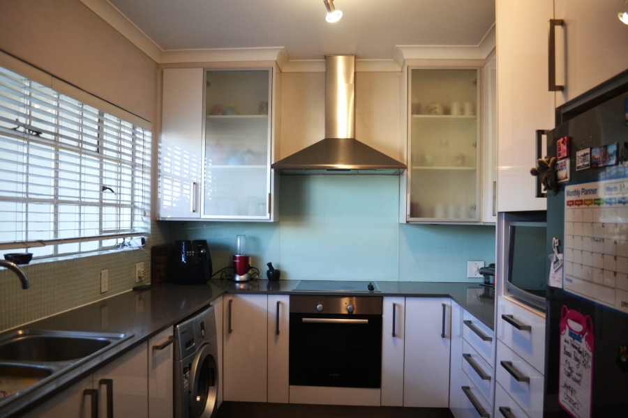 2 Bedroom Property for Sale in Bryanston East Gauteng