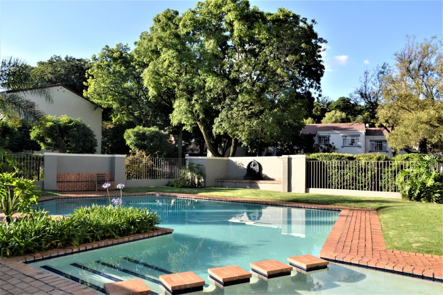 2 Bedroom Property for Sale in Bryanston East Gauteng