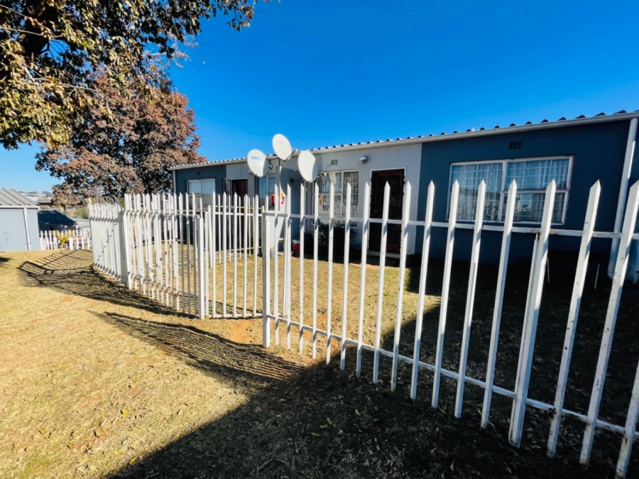 2 Bedroom Property for Sale in Ridgeway Gauteng