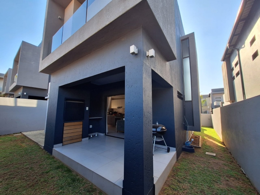 3 Bedroom Property for Sale in Bryanston East Gauteng