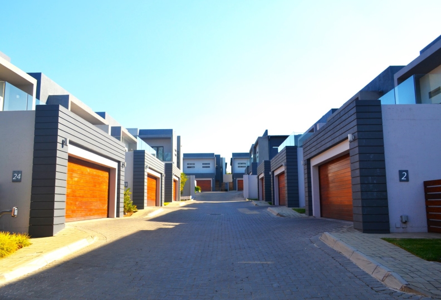 3 Bedroom Property for Sale in Bryanston East Gauteng