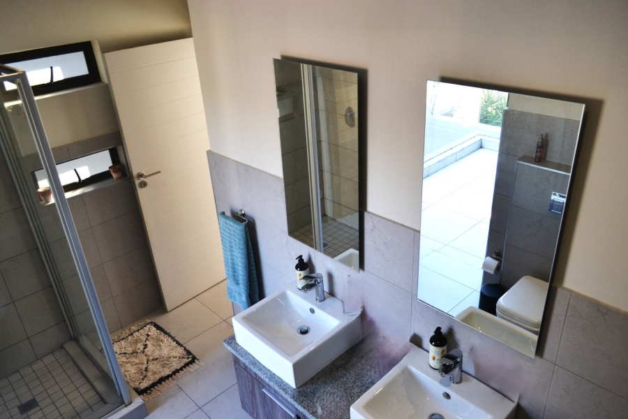 3 Bedroom Property for Sale in Bryanston East Gauteng