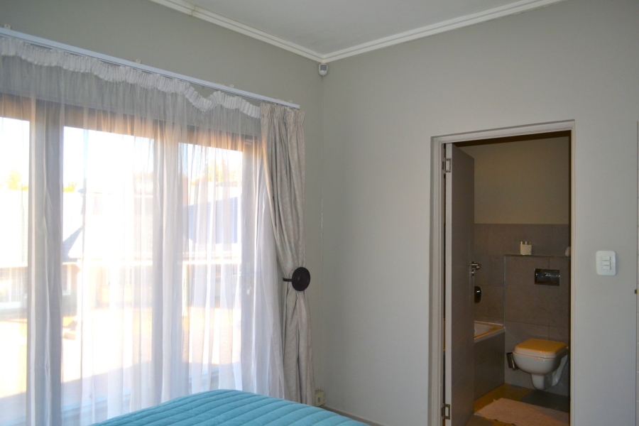 3 Bedroom Property for Sale in Bryanston East Gauteng