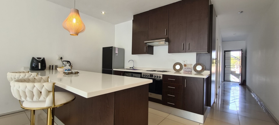 1 Bedroom Property for Sale in Morningside Gauteng