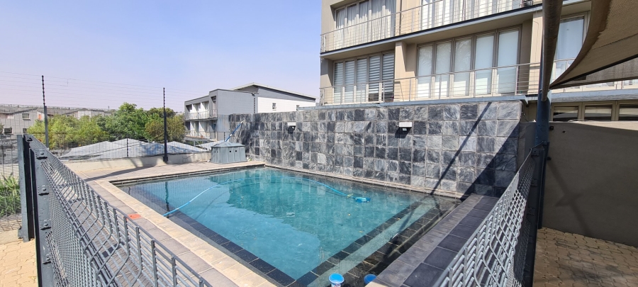 1 Bedroom Property for Sale in Morningside Gauteng