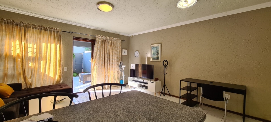 1 Bedroom Property for Sale in Morningside Gauteng