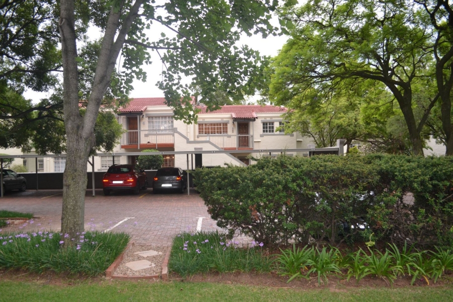 2 Bedroom Property for Sale in Bryanston East Gauteng