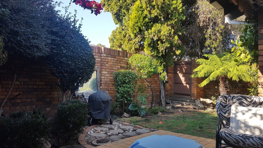 2 Bedroom Property for Sale in Parkmore Gauteng