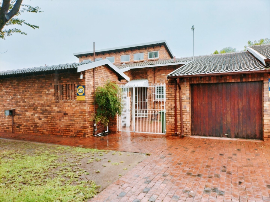 2 Bedroom Property for Sale in Parkmore Gauteng