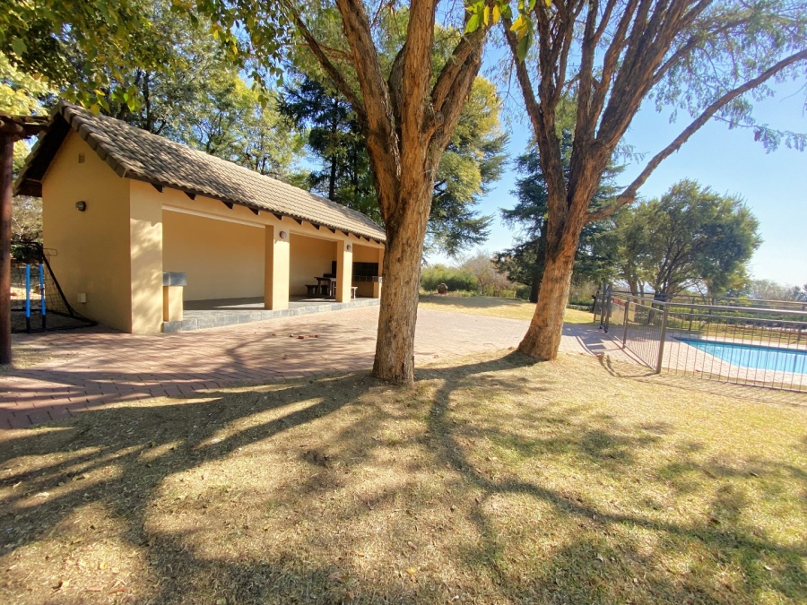 1 Bedroom Property for Sale in Jackal Creek Golf Estate Gauteng