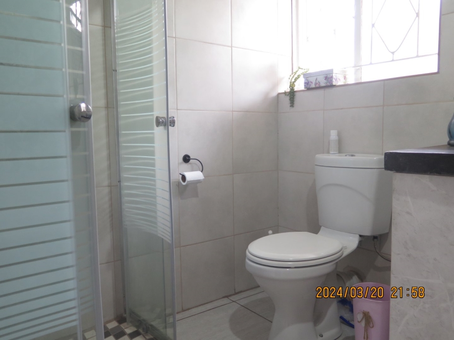 3 Bedroom Property for Sale in Glen Marais Gauteng