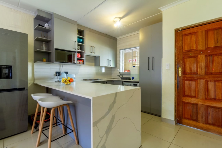 2 Bedroom Property for Sale in Northgate Gauteng