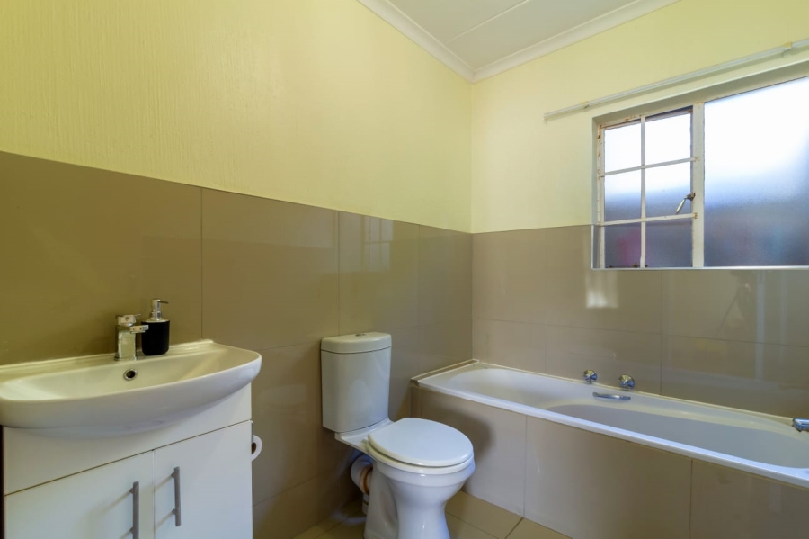 2 Bedroom Property for Sale in Northgate Gauteng