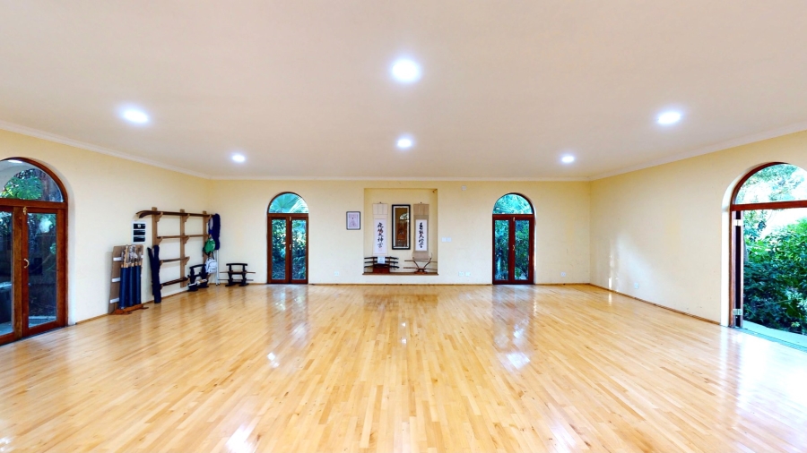 14 Bedroom Property for Sale in Bryanston Gauteng