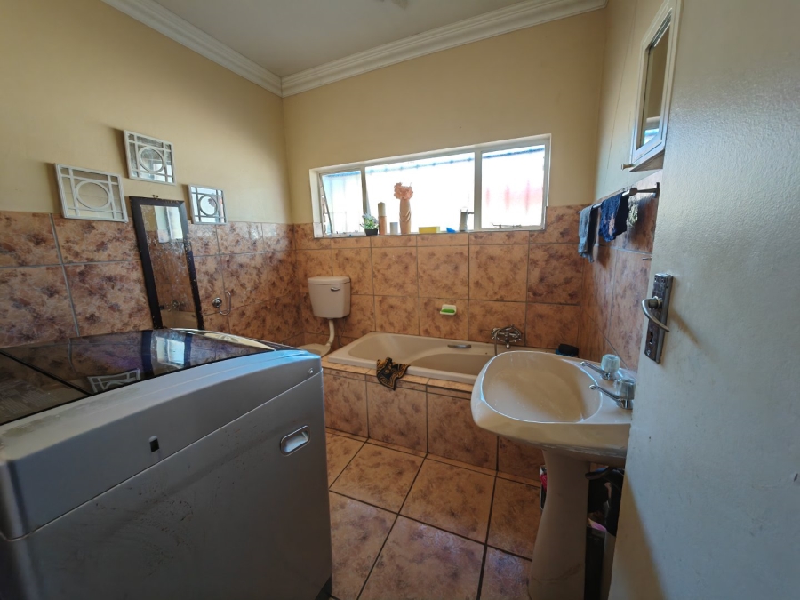 3 Bedroom Property for Sale in Hesteapark Gauteng