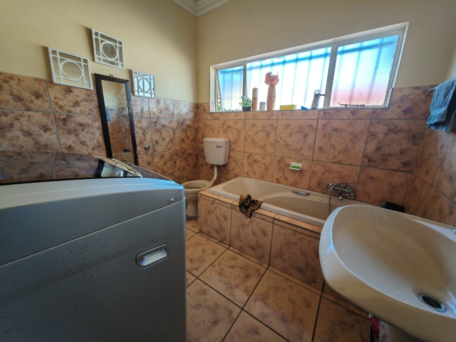 3 Bedroom Property for Sale in Hesteapark Gauteng