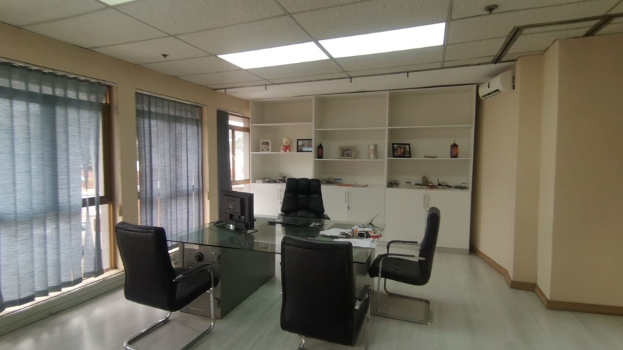 Commercial Property for Sale in Cleveland Gauteng