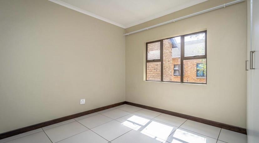 To Let 2 Bedroom Property for Rent in Rooihuiskraal Gauteng