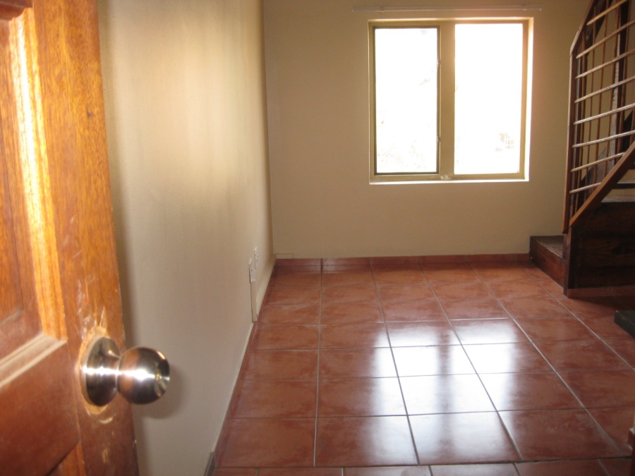 To Let 1 Bedroom Property for Rent in Riviera Gauteng