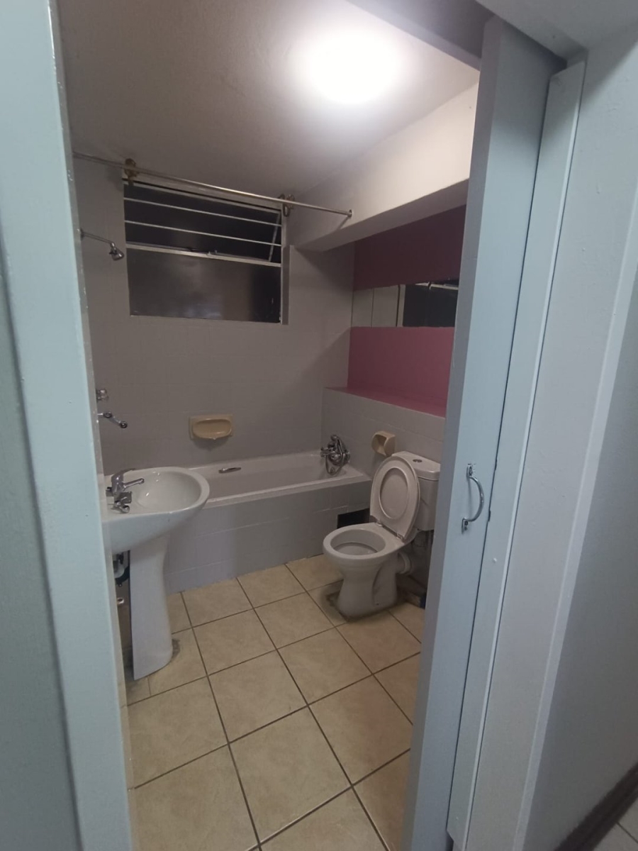 To Let 3 Bedroom Property for Rent in Valhalla Gauteng