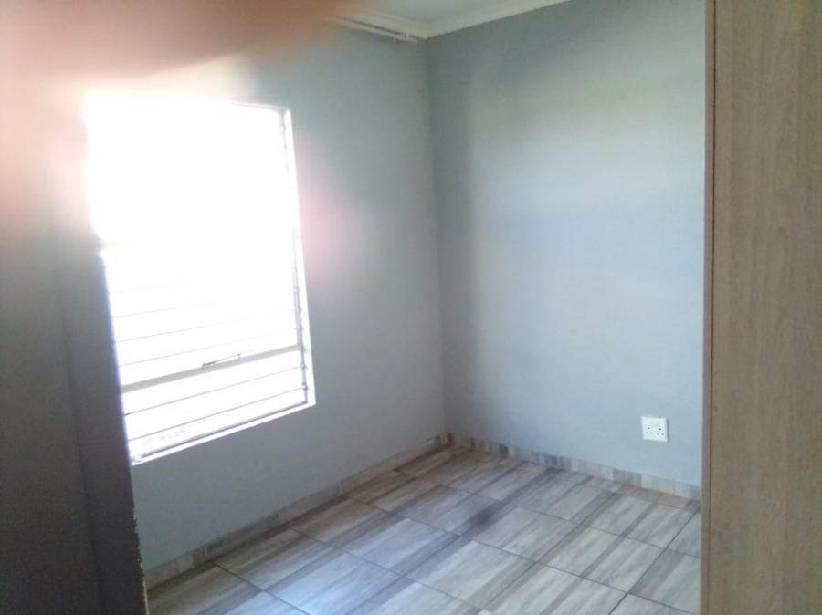 To Let  Bedroom Property for Rent in Salfin Gauteng