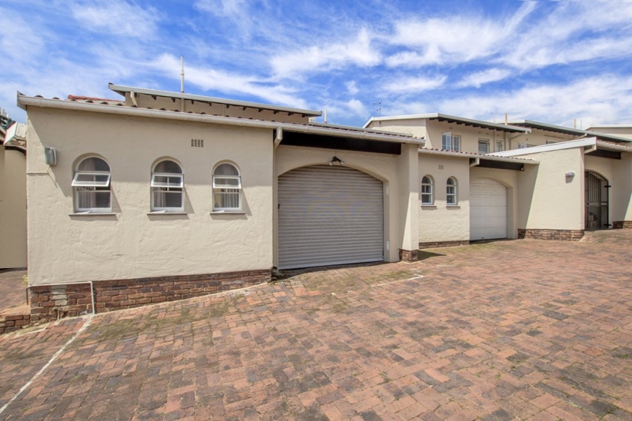 To Let 3 Bedroom Property for Rent in Parkmore Gauteng