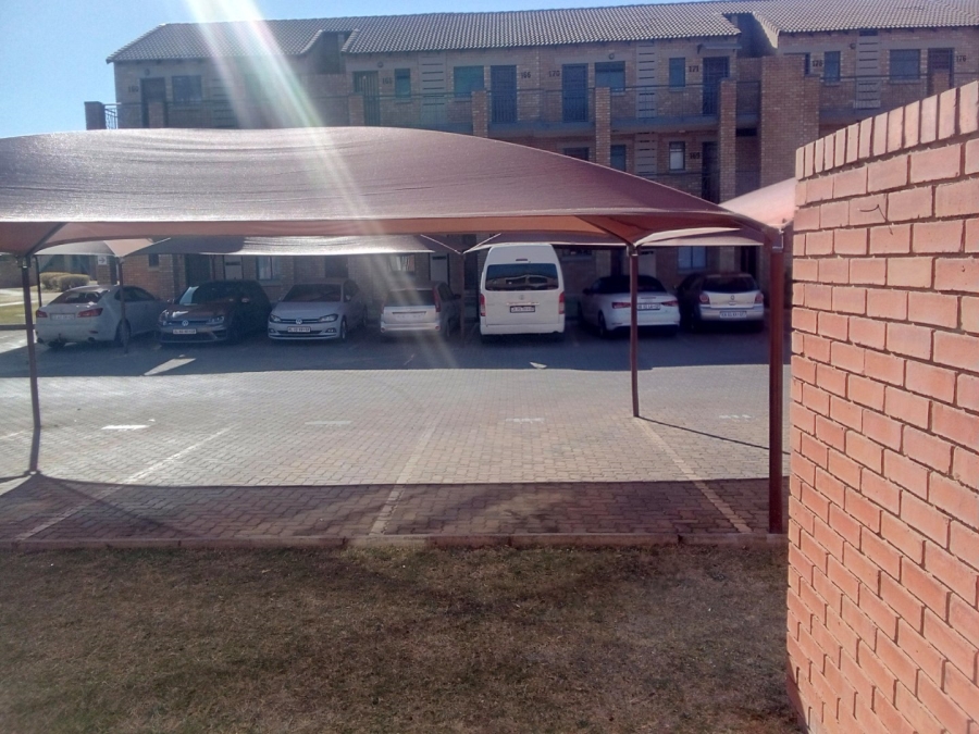 To Let 2 Bedroom Property for Rent in Wonderpark Estate Gauteng