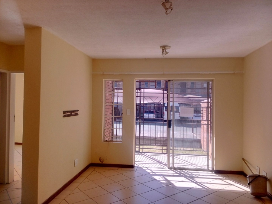 To Let 2 Bedroom Property for Rent in Wonderpark Estate Gauteng